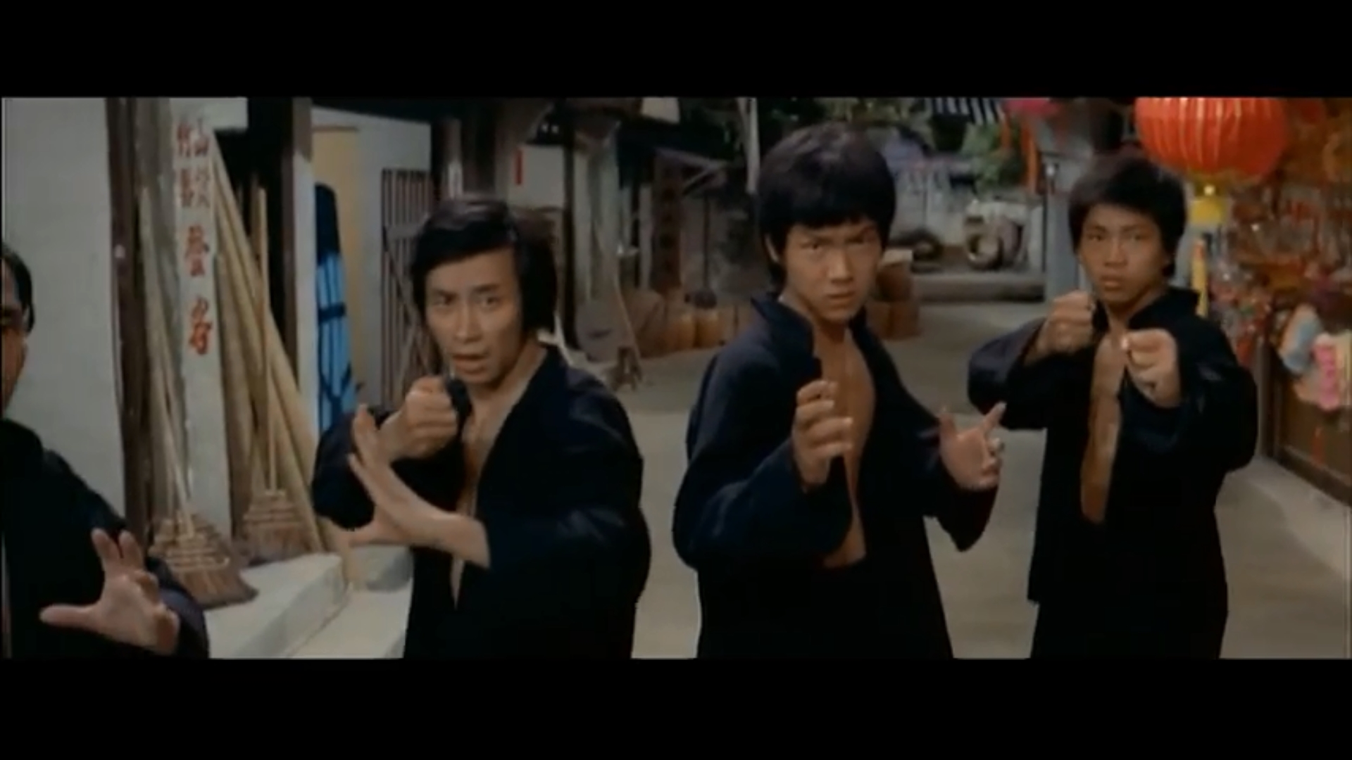 یوئن بیائو در فیلم سوپر من ها در مقابل مشرق زمین 1973