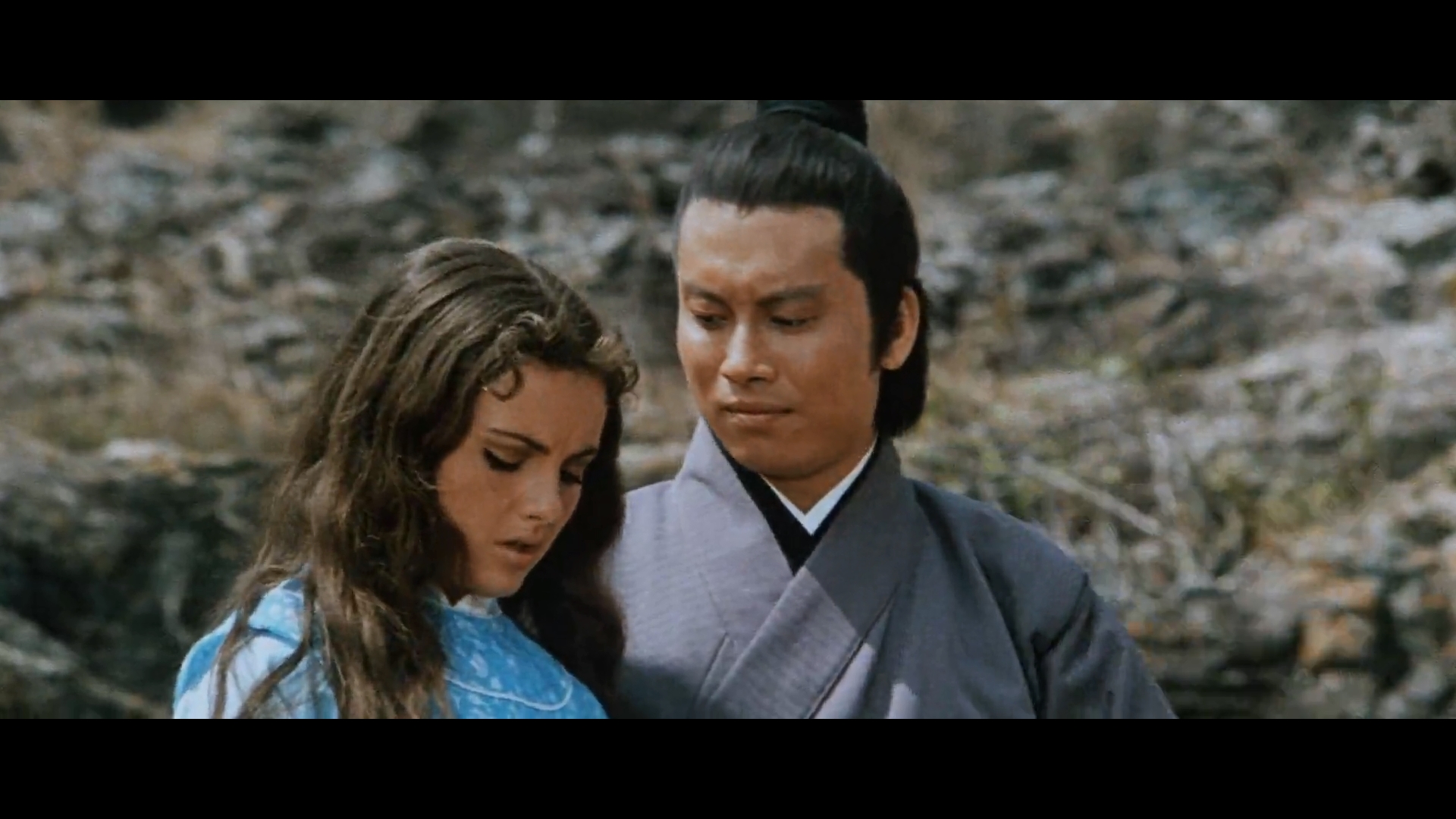 هفت دختر کاراته باز (باکره های هفت دریا)