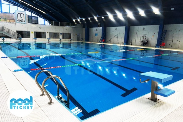 استخر دانشگاه صنعتی شریف