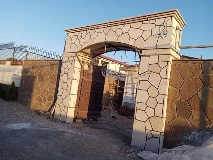 پیمانکاری پروژه های لوکس ساحلی ساخت دروازه با سنگ لاشه سفید ورقه ای برای نمای دروازه برای دیدن تصاویر بیشتر 