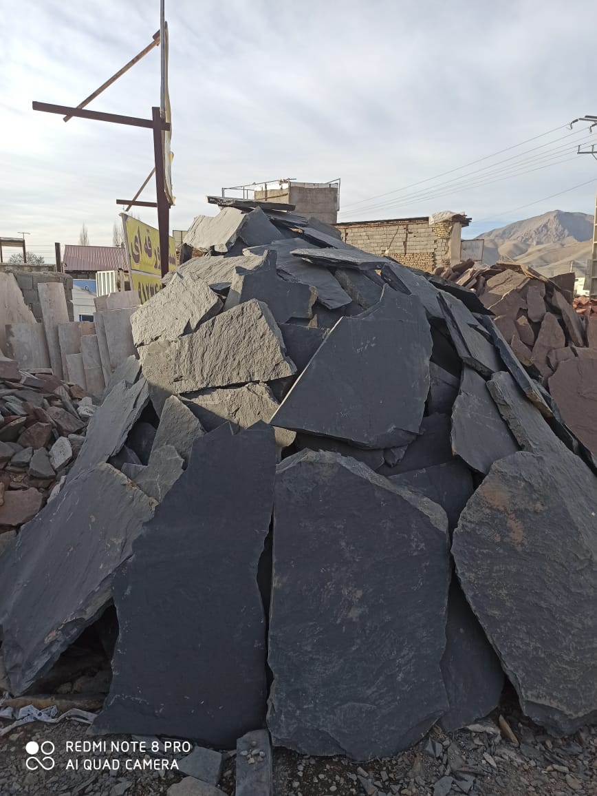 سنگی مشکی مشهد یکی از بهترین کیفیت در برابر رطوبت و حرارت و تردد خودروهای سنگین وزن دار 