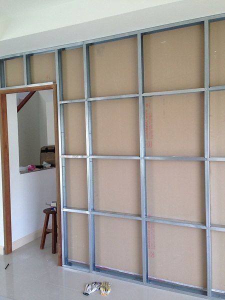 دیوار ال اس اق