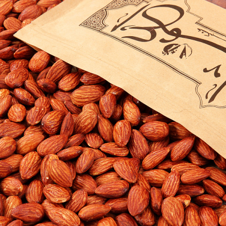 بهترین آجیل برای وزن گیری جنین؛ بمب انرژی و سلامت (معرفی 5 مغز طلایی) 3 بادام برای بارداری