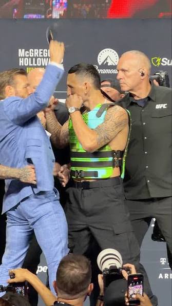 پیش نمایش و معرفی رویداد : UFC 329: McGregor vs. Holloway 2